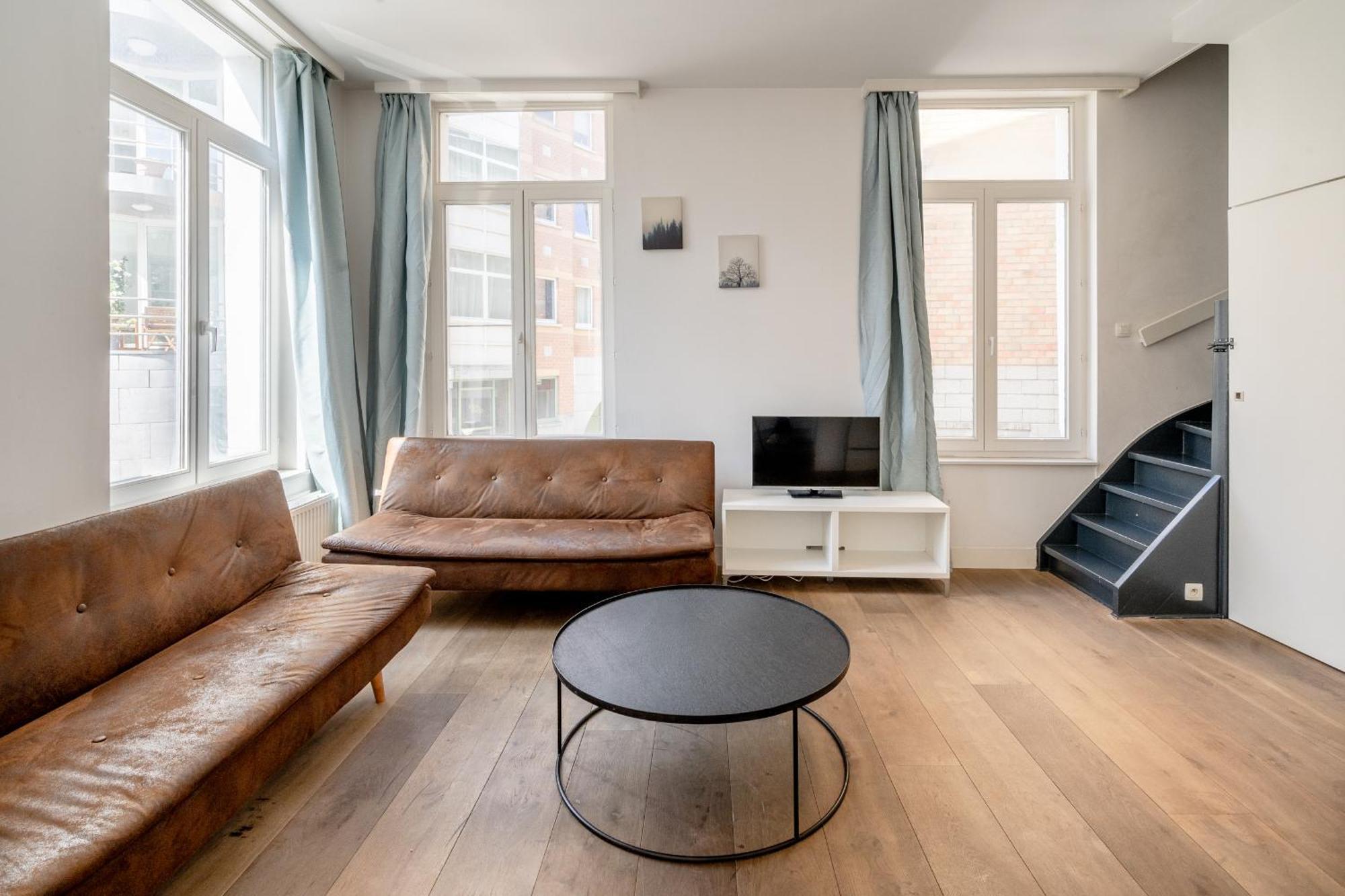 Beautiful Modern Apartment In The Heart Of Antwerpen Bagian luar foto