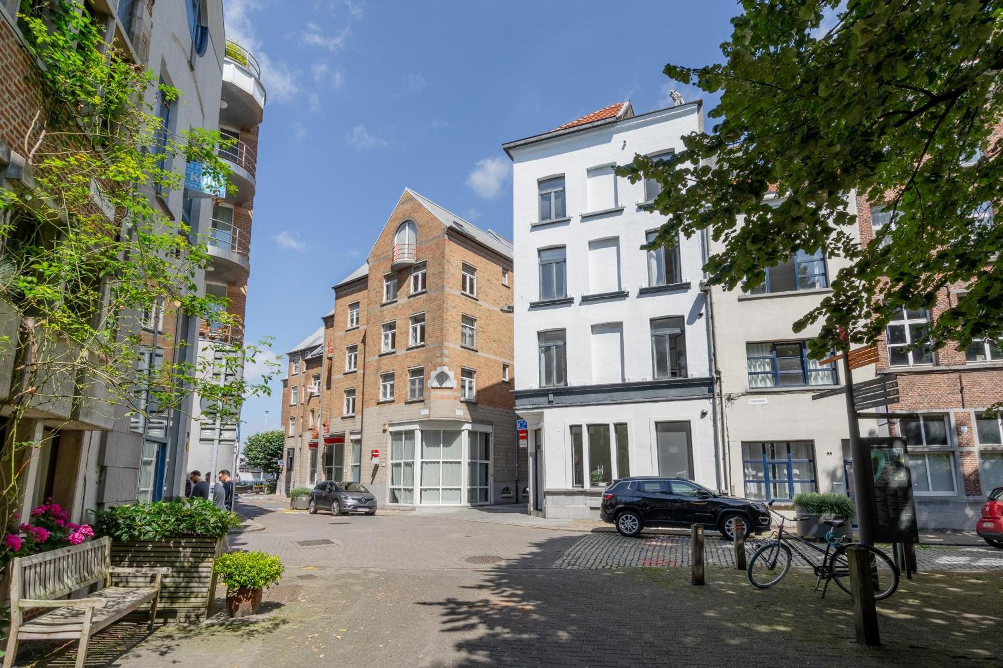 Beautiful Modern Apartment In The Heart Of Antwerpen Bagian luar foto