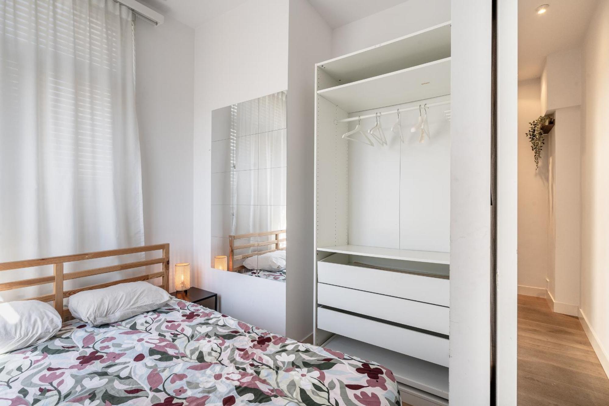 Beautiful Modern Apartment In The Heart Of Antwerpen Bagian luar foto